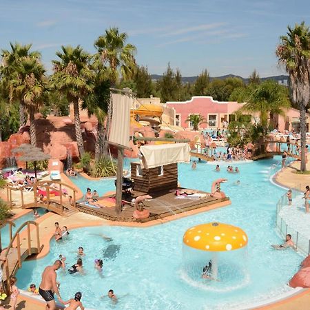 Camping Les Palmiers Hyeres Bagian luar foto