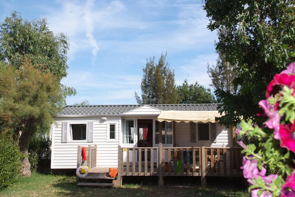 Camping Les Palmiers Hyeres Ruang foto