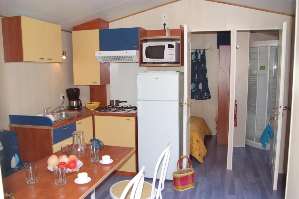 Camping Les Palmiers Hyeres Ruang foto
