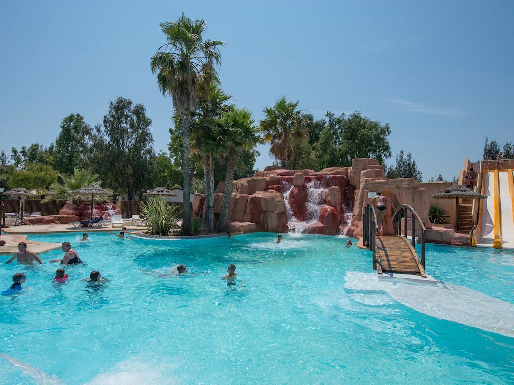 Camping Les Palmiers Hyeres Bagian luar foto