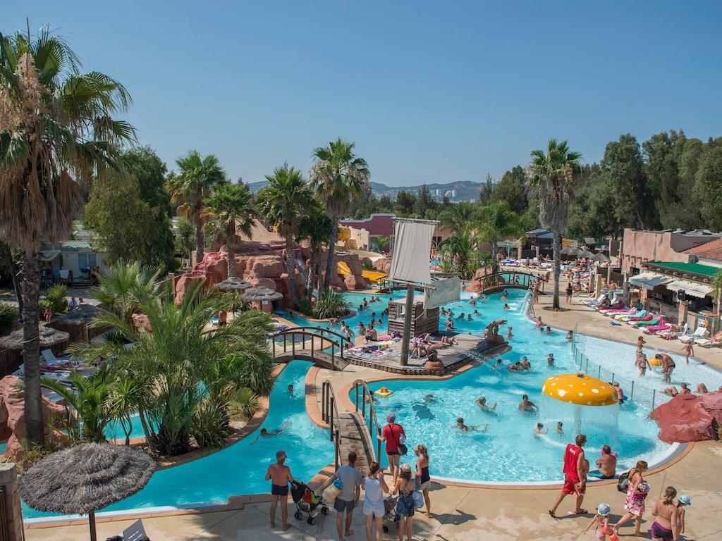 Camping Les Palmiers Hyeres Bagian luar foto
